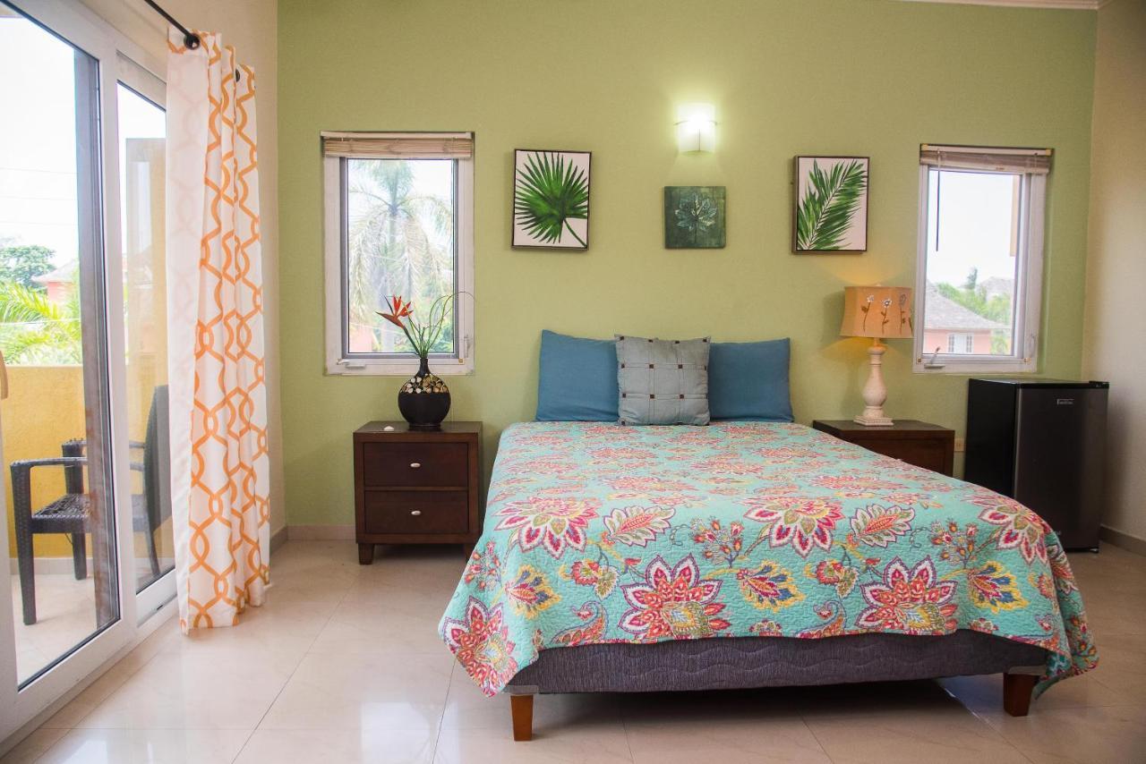 Appartamento Maribella@Crystal Cove Ocho Rios Stanmore Grove Esterno foto