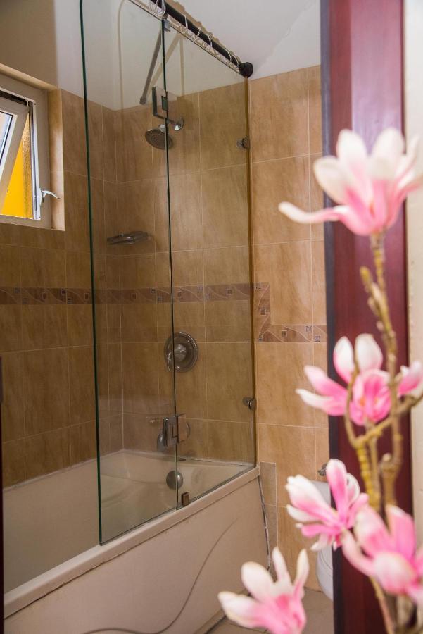 Appartamento Maribella@Crystal Cove Ocho Rios Stanmore Grove Esterno foto